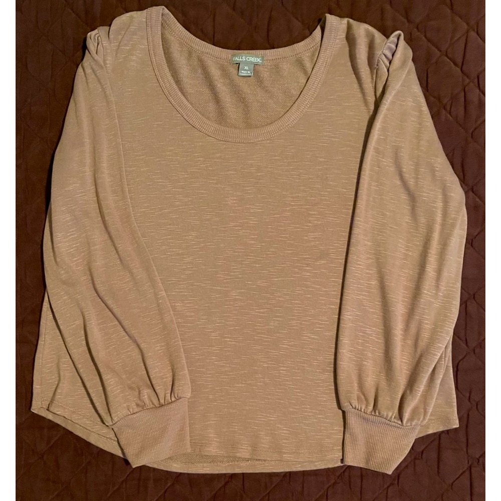 Women’s Crop Long Sleeve Top